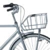 Jalgratta esikorv Basil Portland | E-pood Tootemaailm Hõbedane jalgratas eeskorviga, juhtraud ja esiratas valgel taustal