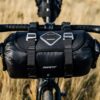 Lenksukott Giant H2Pro veekindel 12,5 l | E-pood Tootemaailm Roolile kinnitatud must jalgratta lenksukott Giant logoga ja rihmadega