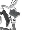Raamikinnitus lastetoolile Urban IKI Compact Adapter | E-pood Tootemaailm Lähivõte jalgratta juhtrauast, esiosast ja juhtraudade kinnitustest koos juhtmetega