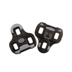 Mustad jalgrattakingade klambrid hallide detailidega, kaks osa valgel taustal