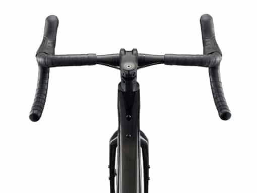 Giant Revolt Advanced 2 Carbon gravel ratas, hall, L | E-pood Tootemaailm Maanteeratta juhtraud ja juhik eestvaates, musta värvi