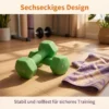Kuusnurksete hantlite komplekt alusega 3 paari 3–8 lb | E-pood Tootemaailm Rohelised kuuekülgsed 5 LB hantlid puidust põrandal koos rätikuga koduses treeninguruumis