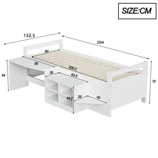 Valge voodiraam mõõtudega 204 × 132,5 cm, sisseehitatud riiulite ja hoiuruumiga