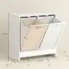 Kahe sahtliga pesukorviga vannitoakapp kallutatavate ustega | E-pood Tootemaailm Valge kahe kalduksega prügikapp mõõtudega 66 x 33 x 68 cm ja mõõtjooned pildil