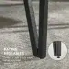Industriaalstiilis ristkülikukujuline diivanilaud metalljalgadega | E-pood Tootemaailm Mustast metallist reguleeritav mööblijalg ebatasasel vaibal, detailvaade