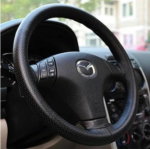 must kunstnahast roolikate auto roolil