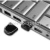 väike must mälupulk ühendatud sülearvuti USB-porti