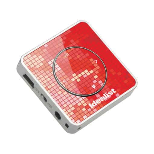 väike punane mp3-mängija ruudulise mustriga