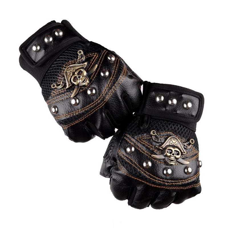 mustad nahast kindad pealuu ja metallist detailidega