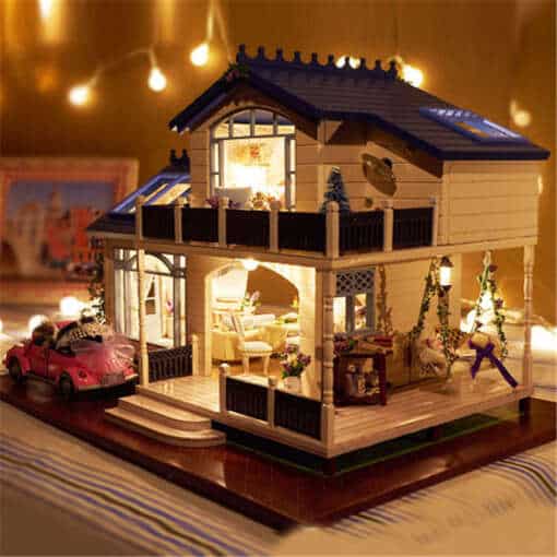 Kokkupandav miniatuurne romantiline nukumaja tüdrukutele