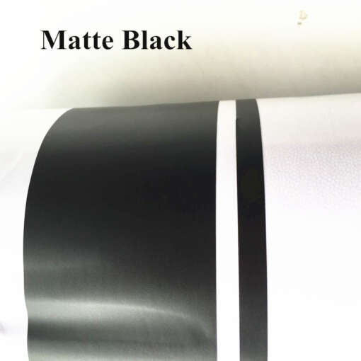 must matt kleebis valgel taustal