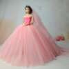 Uhked kleidid Barbie nukkudele