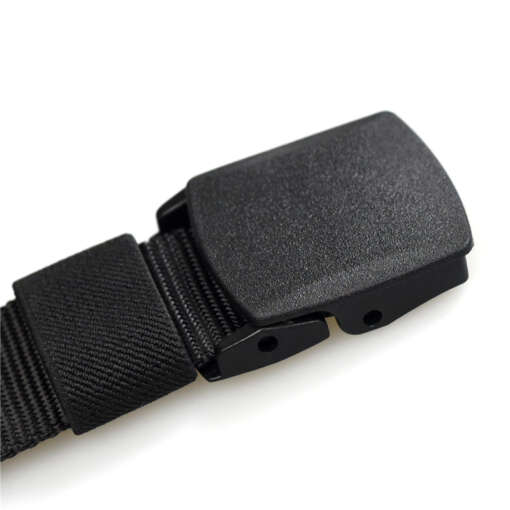 must vöö plastikust pandlaga