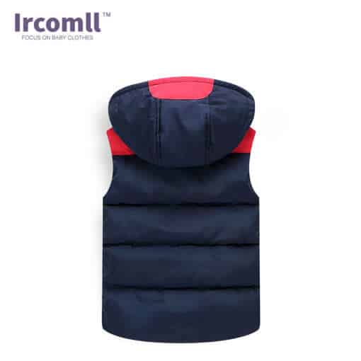 Soe kapuutsiga vest lastele