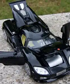 must elektriline mänguauto avatud uste ja kapotiga