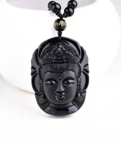 mustast kivist buddha peaga ripats kaelakeel