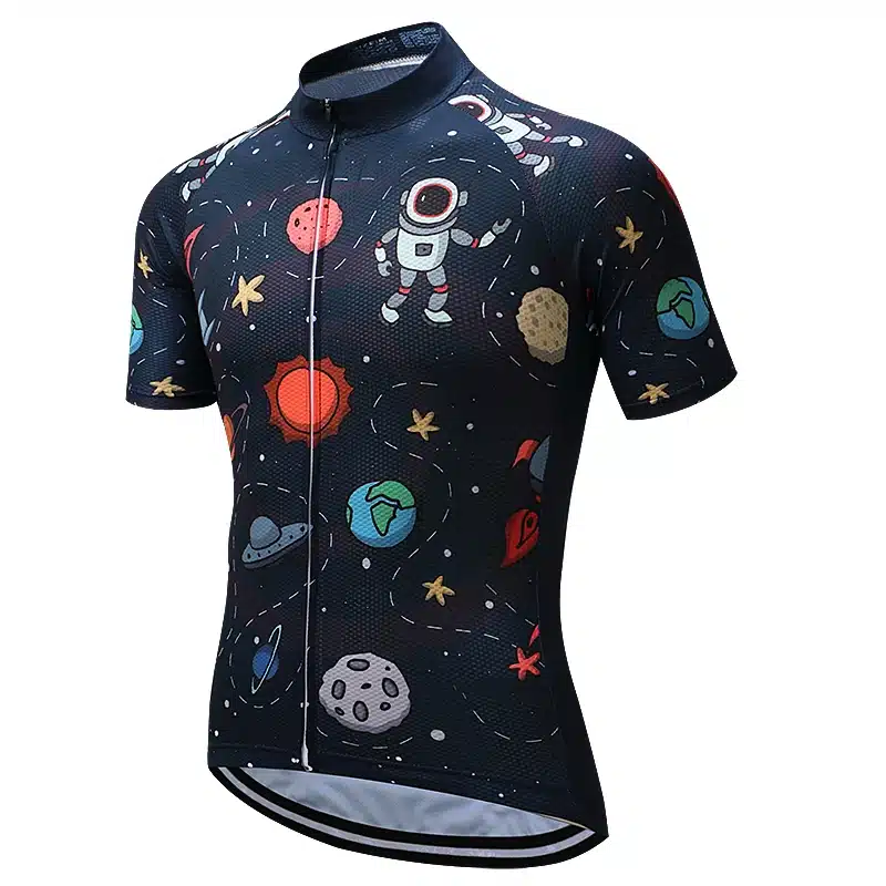 Lukuga T-särgid sportimiseks | kujundav pilt e-kaubamaja pildikogust