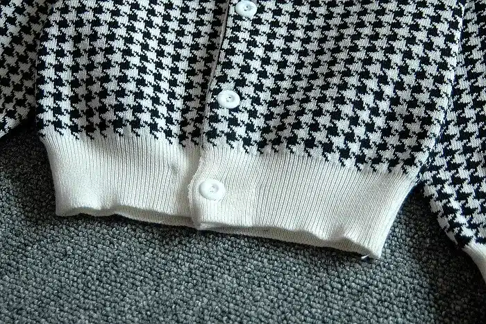 Moekas kaheosaline laheda mustriga komplekt tüdrukutele | kujundav pilt e-kaubamaja pildikogust