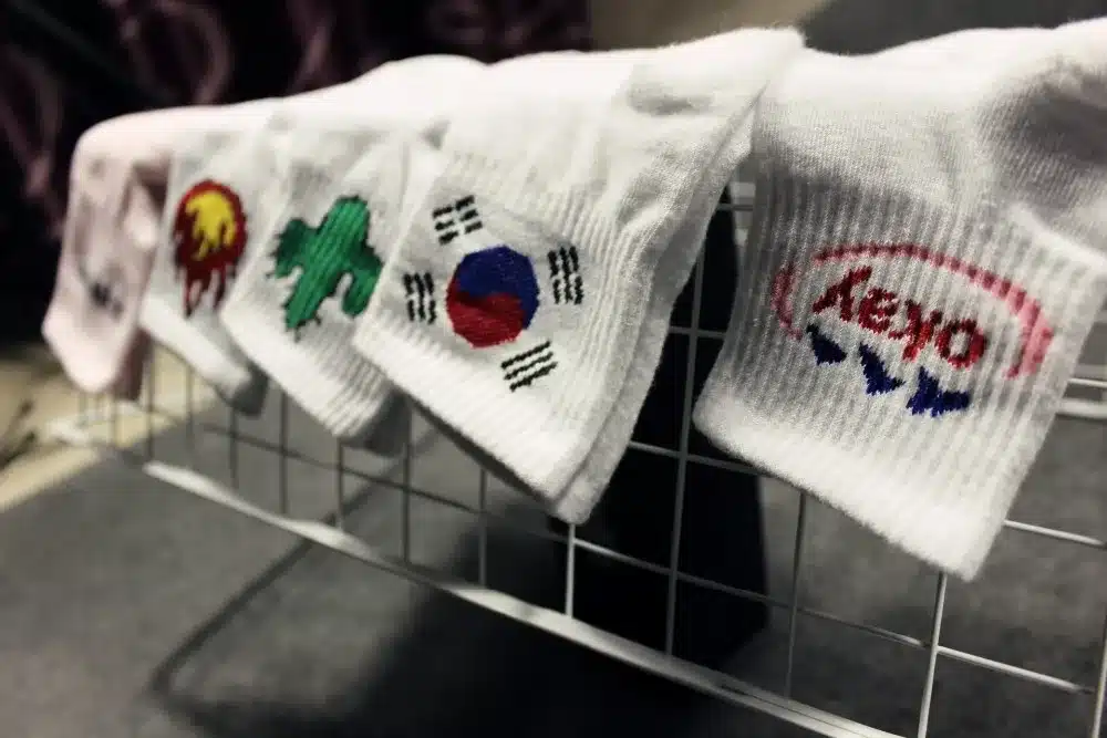 Women Daily Socks Harajuku Korea Japanese Cotton Kitten Flame Ulzzang Socks Men Chinese Cactus Gun Shark Alien Students Socks 14