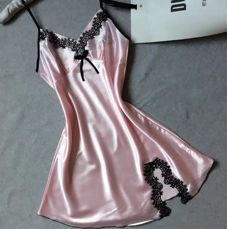 Ladies Sexy Silk Satin Night Dress Sleeveless Nighties V-neck Nightgown Solid Nightdress Lace Night Gown Sleepwear For Women 36