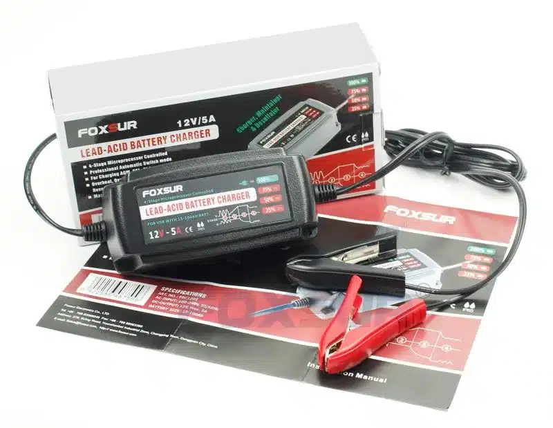 FOXSUR 12V 5A Automatic Smart Battery Charger, Maintainer & Desulfator for Lead Acid Batteries, Car Battery Charger 100-240V In 20