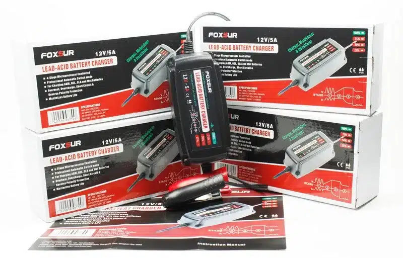 FOXSUR 12V 5A Automatic Smart Battery Charger, Maintainer & Desulfator for Lead Acid Batteries, Car Battery Charger 100-240V In 21