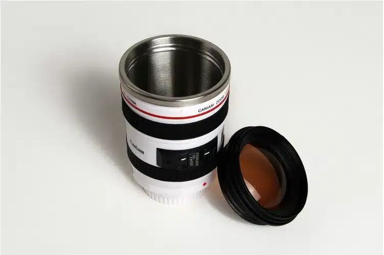 Free shipping coffee mug 24-105mm 1:1 camera lens SIX generation of creative emulation mug (with lid) 17
