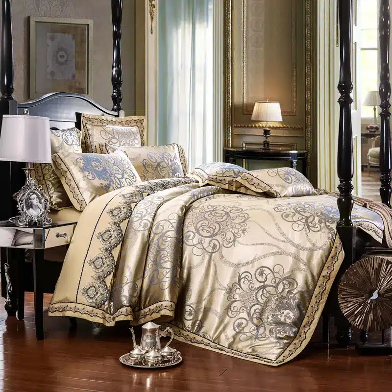 White Silver Color Jacquard Luxury Bedding sets 4/6 Pcs Queen/King size lace cotton Stain Bed set Bed linen Duvet cover pillow 16