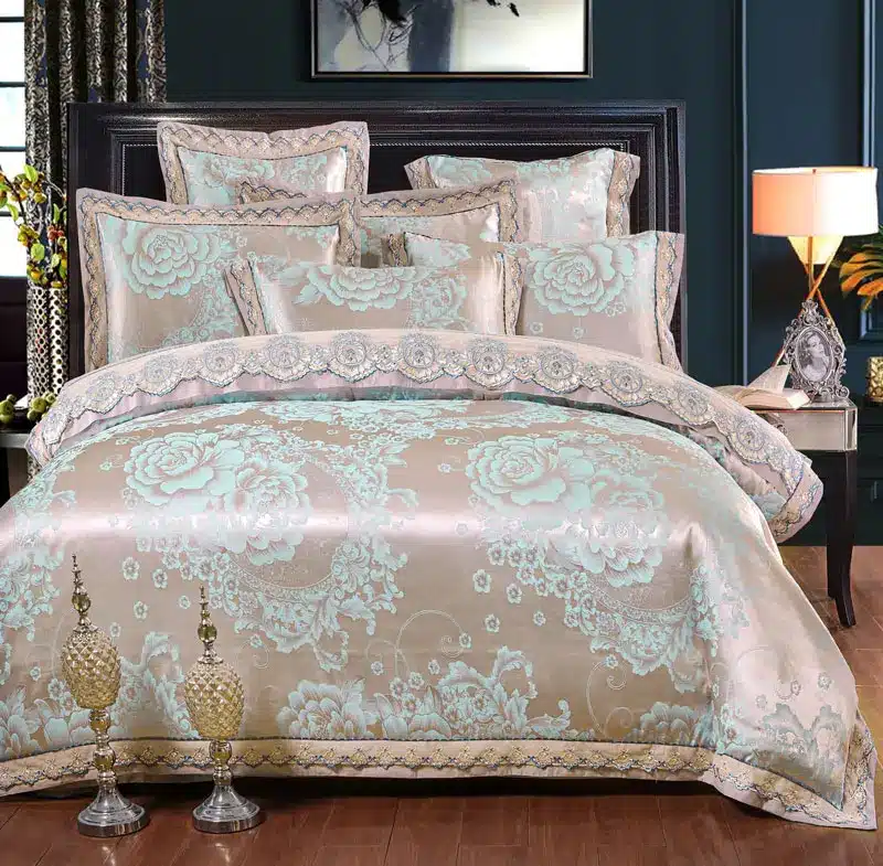White Silver Color Jacquard Luxury Bedding sets 4/6 Pcs Queen/King size lace cotton Stain Bed set Bed linen Duvet cover pillow 37