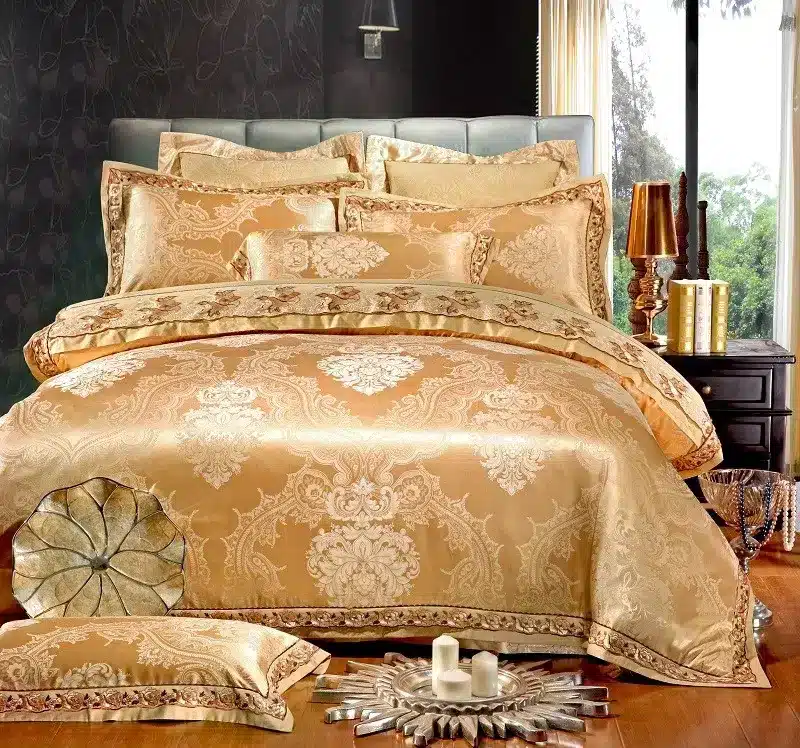 White Silver Color Jacquard Luxury Bedding sets 4/6 Pcs Queen/King size lace cotton Stain Bed set Bed linen Duvet cover pillow 62