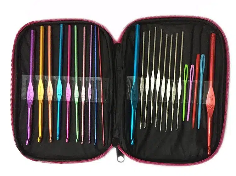 Fancy Crochet Set 73Pcs Crochet Kit Set with Case Exclusive Weaving Tools Sweater Needle Stainless Steel Sewing Tools Accessory 3