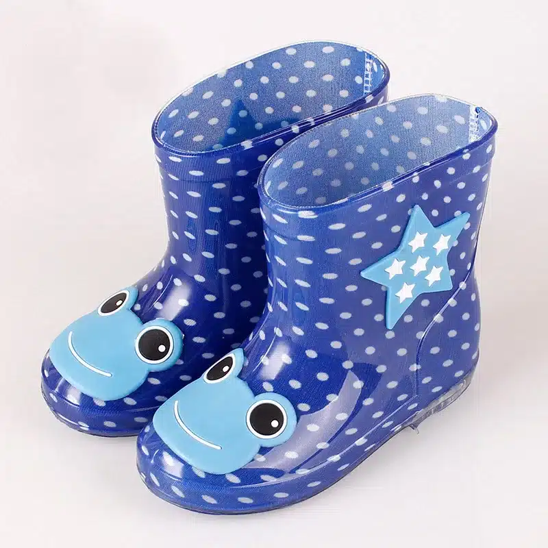 2017 New Children' Rain Boots Candy Color Cartoon Antiskid Waterproof For All Seasons Boy And Girl Baby Rubber Boots Shoes Free 3