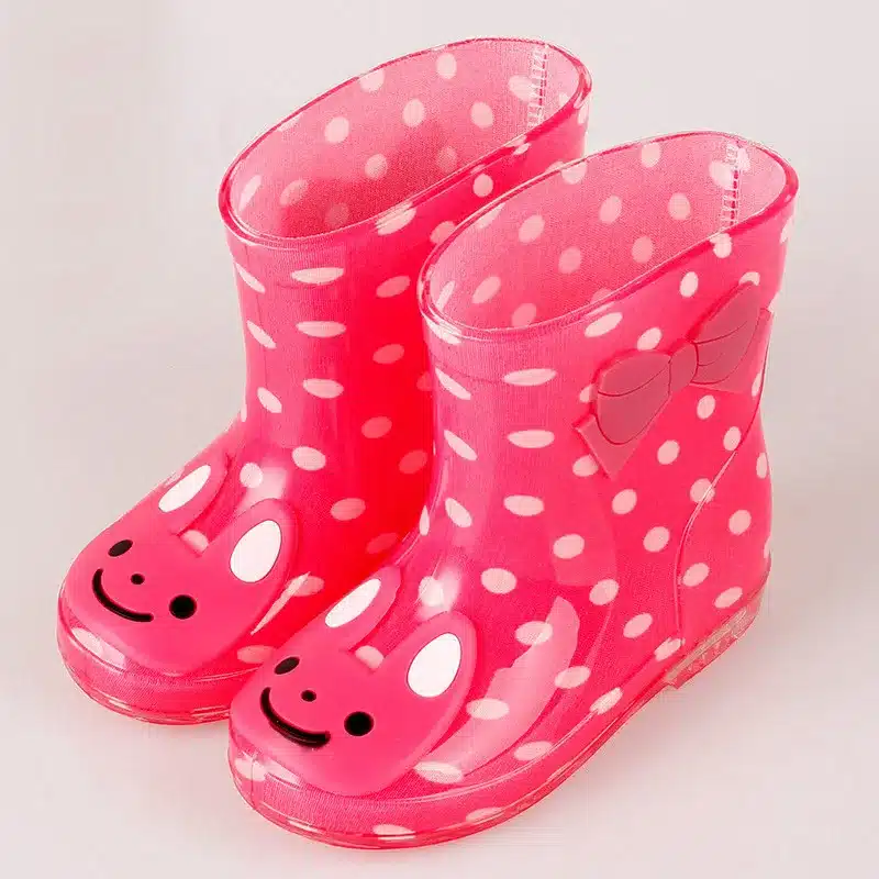 2017 New Children' Rain Boots Candy Color Cartoon Antiskid Waterproof For All Seasons Boy And Girl Baby Rubber Boots Shoes Free 4