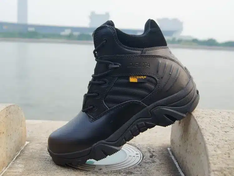 Winter/autumn Men Quality Brand Military Leather Boots Special Force Tactical Desert Combat Boats Outdoor Shoes Snow Boots 18