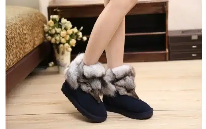 2017 New Fashion Fox Fur Womens Flats Boots Snow Boots Thick Bottom Big Size 35-44 Genuine Leather Female Winter Boot Shoes XP15 12