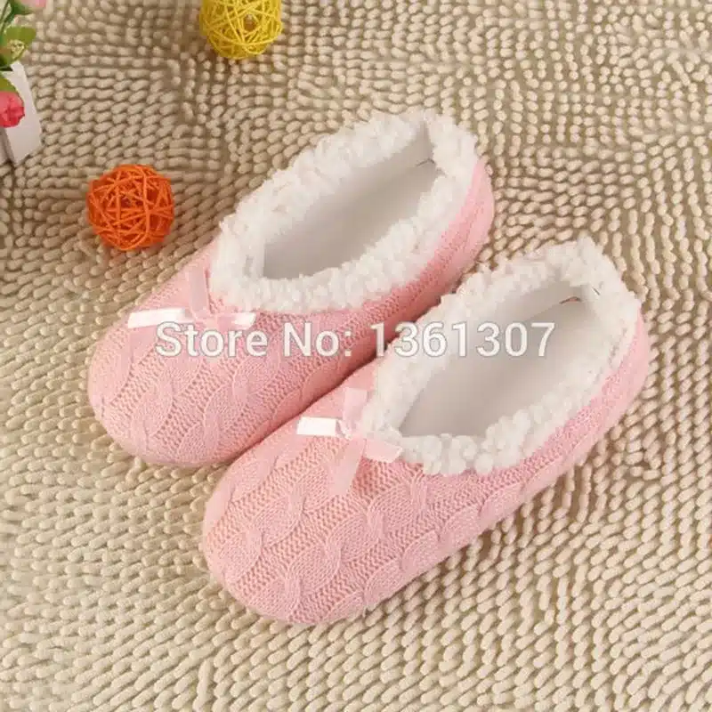 2017 New Warm Soft Sole Women Indoor Floor Slippers/Shoes White Black Wool Slippers Flannel Flat Home Slippers Color Plus Size30 15