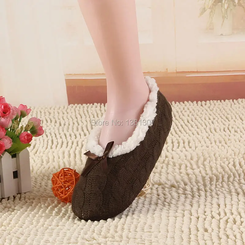 2017 New Warm Soft Sole Women Indoor Floor Slippers/Shoes White Black Wool Slippers Flannel Flat Home Slippers Color Plus Size30 23