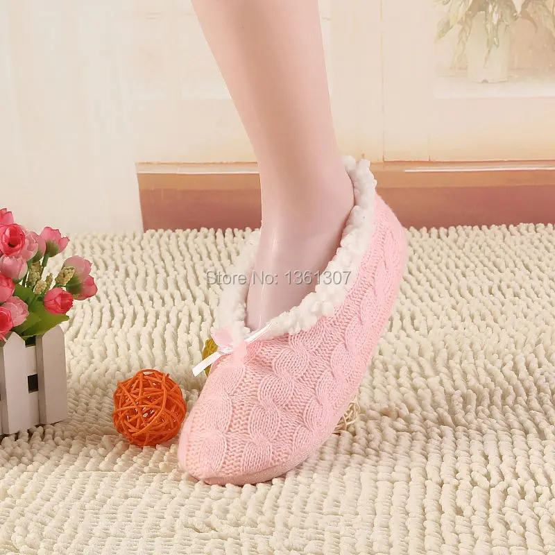2017 New Warm Soft Sole Women Indoor Floor Slippers/Shoes White Black Wool Slippers Flannel Flat Home Slippers Color Plus Size30 24