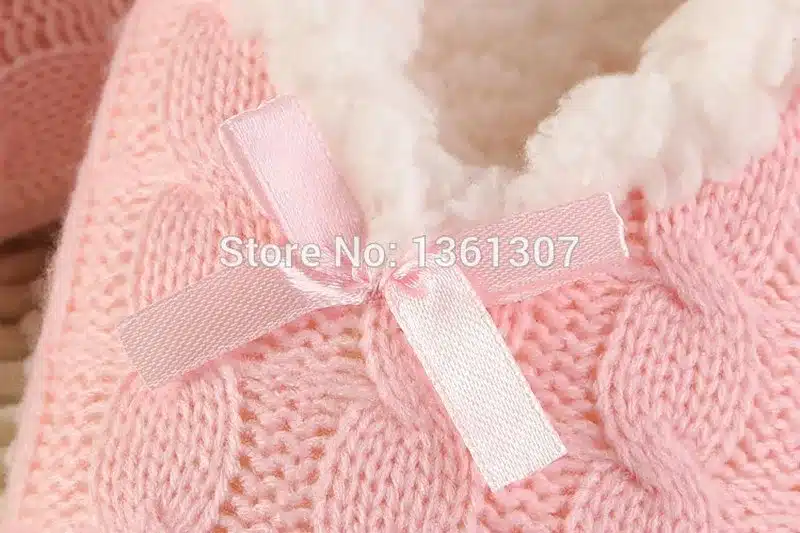 2017 New Warm Soft Sole Women Indoor Floor Slippers/Shoes White Black Wool Slippers Flannel Flat Home Slippers Color Plus Size30 27