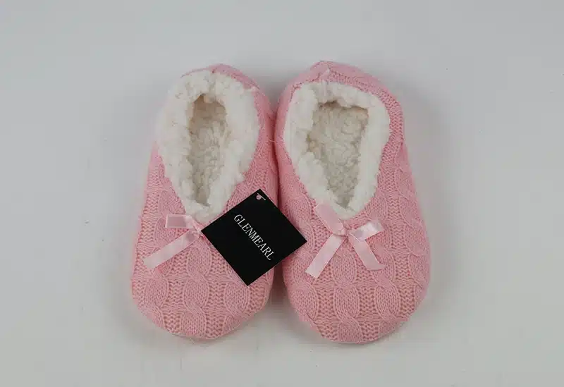 2017 New Warm Soft Sole Women Indoor Floor Slippers/Shoes White Black Wool Slippers Flannel Flat Home Slippers Color Plus Size30 30