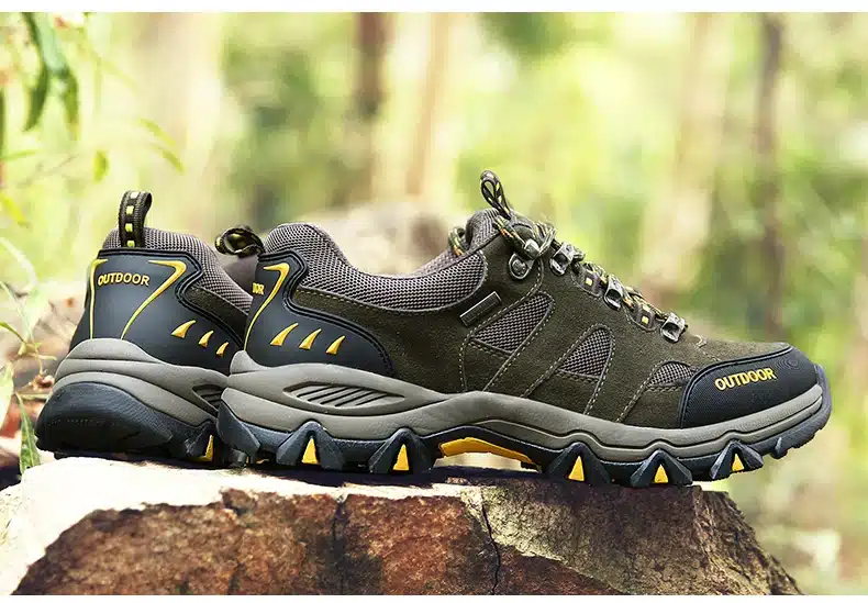 Men Breathable Outdoor Shoes 2017 New Breathable Men Casual Shoes Leather Ankle shoes Plus size 38-45 Outdoor adventure shoes 15