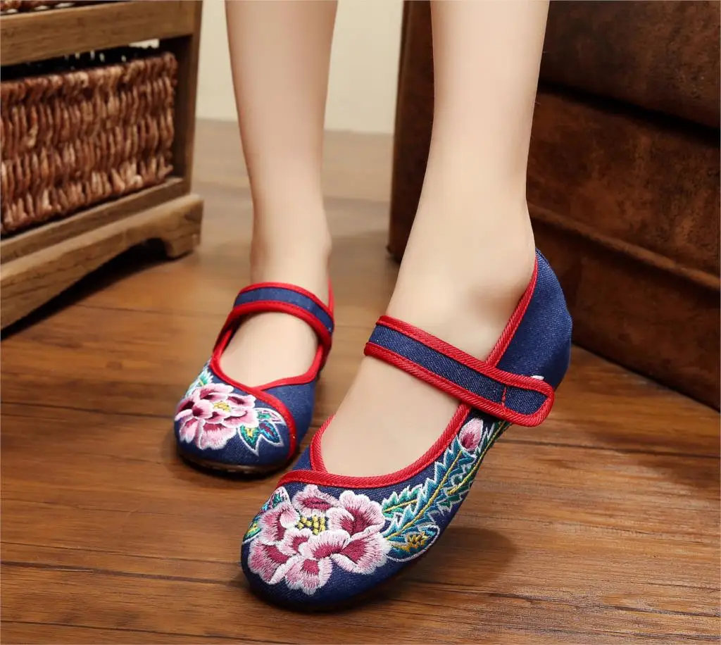New Arrive Old Peking Cloth Embroidery Women Shoes Chinese Flats Mary Janes Casual Walking Dance Soft Shoes Woman Plus Size 41 6