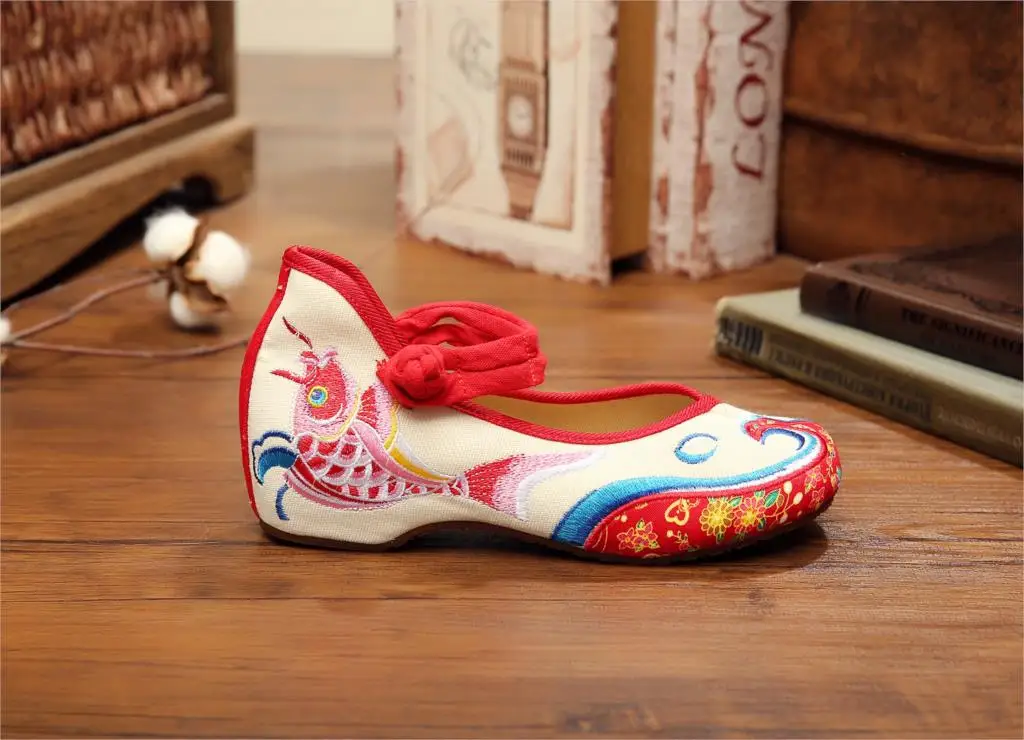 New Arrive Old Peking Cloth Embroidery Women Shoes Chinese Flats Mary Janes Casual Walking Dance Soft Shoes Woman Plus Size 41 20