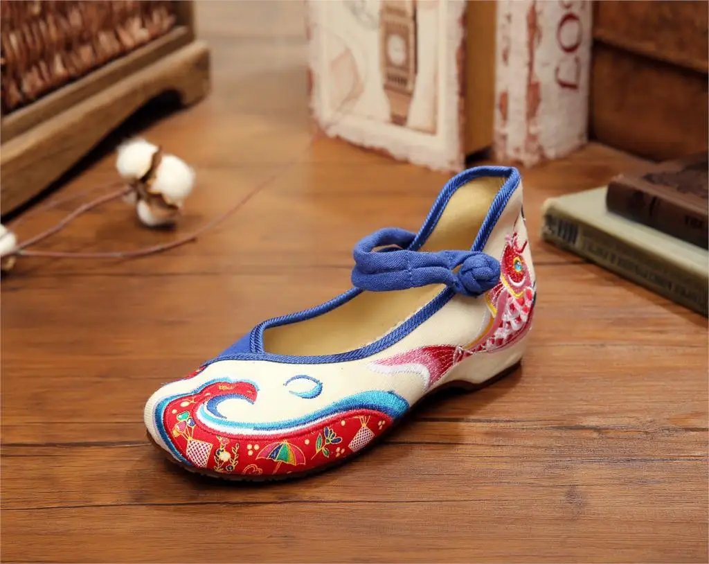 New Arrive Old Peking Cloth Embroidery Women Shoes Chinese Flats Mary Janes Casual Walking Dance Soft Shoes Woman Plus Size 41 24