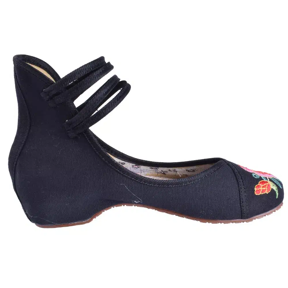 New Arrive Old Peking Cloth Embroidery Women Shoes Chinese Flats Mary Janes Casual Walking Dance Soft Shoes Woman Plus Size 41 30