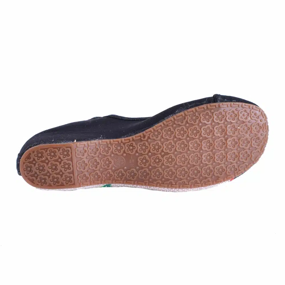New Arrive Old Peking Cloth Embroidery Women Shoes Chinese Flats Mary Janes Casual Walking Dance Soft Shoes Woman Plus Size 41 35