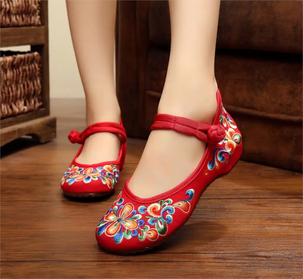 Vintage Women Flats Old Peking Shoes Chinese Flower Embroidery Comfortable Soft Canvas Dance Ballet Shoes Plus Size 41 10