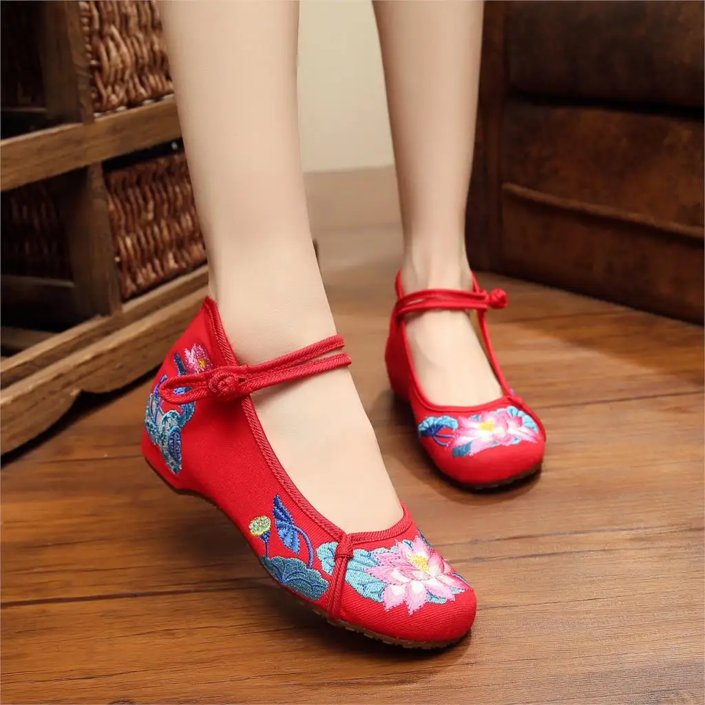 Vintage Women Flats Old Peking Shoes Chinese Flower Embroidery Comfortable Soft Canvas Dance Ballet Shoes Plus Size 41 20