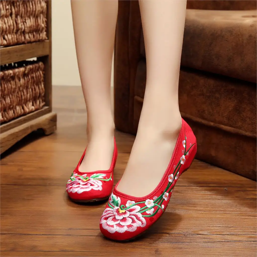 Vintage Women Flats Old Peking Shoes Chinese Flower Embroidery Comfortable Soft Canvas Dance Ballet Shoes Plus Size 41 29