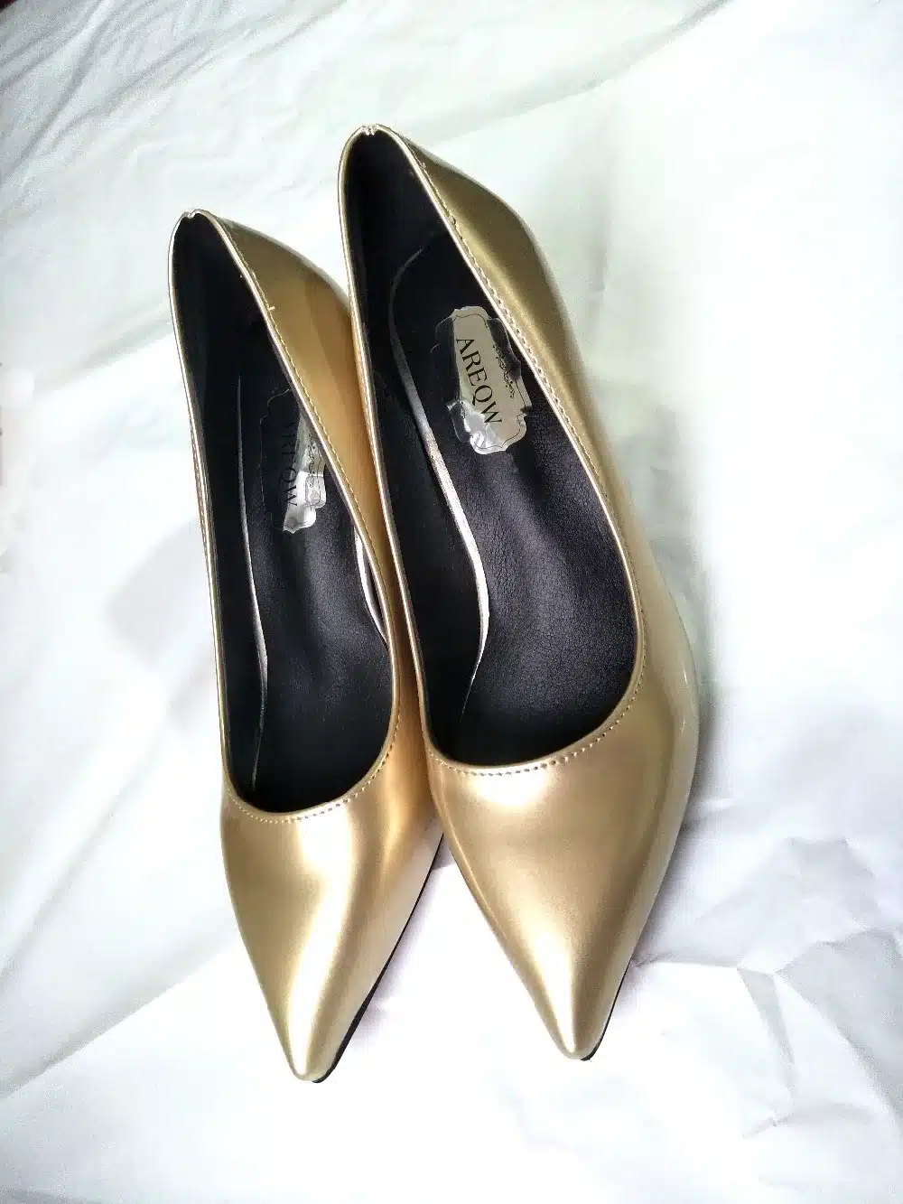AREQW 2017 summer Office shoes Women Pumps high heels Party Simple Pointed Shallow high heels Woman Office leather shoes women 7